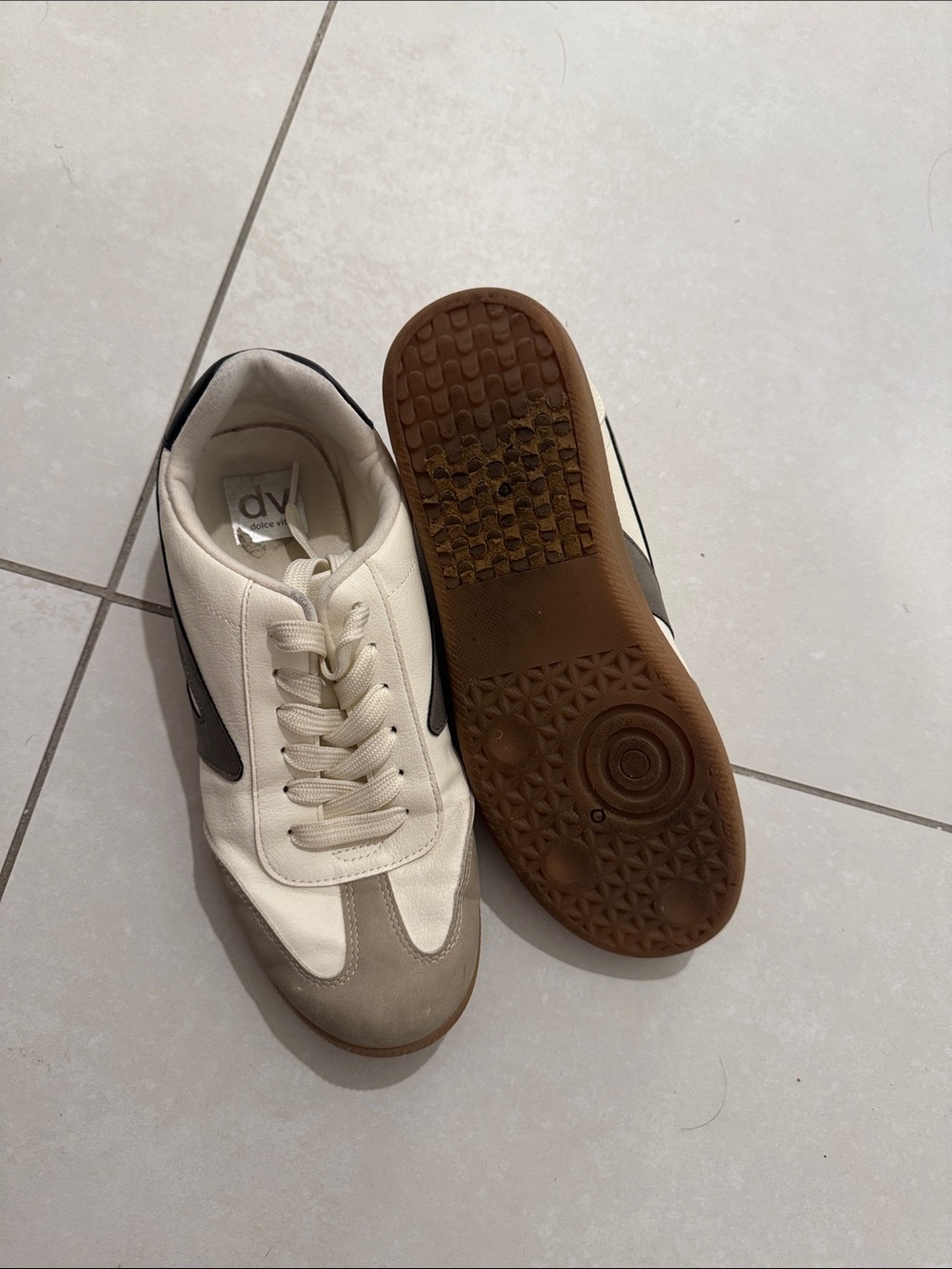 Dolce Vita Men's Cream, Taupe & Black Retro-Style Sneakers - Picture 3 of 5